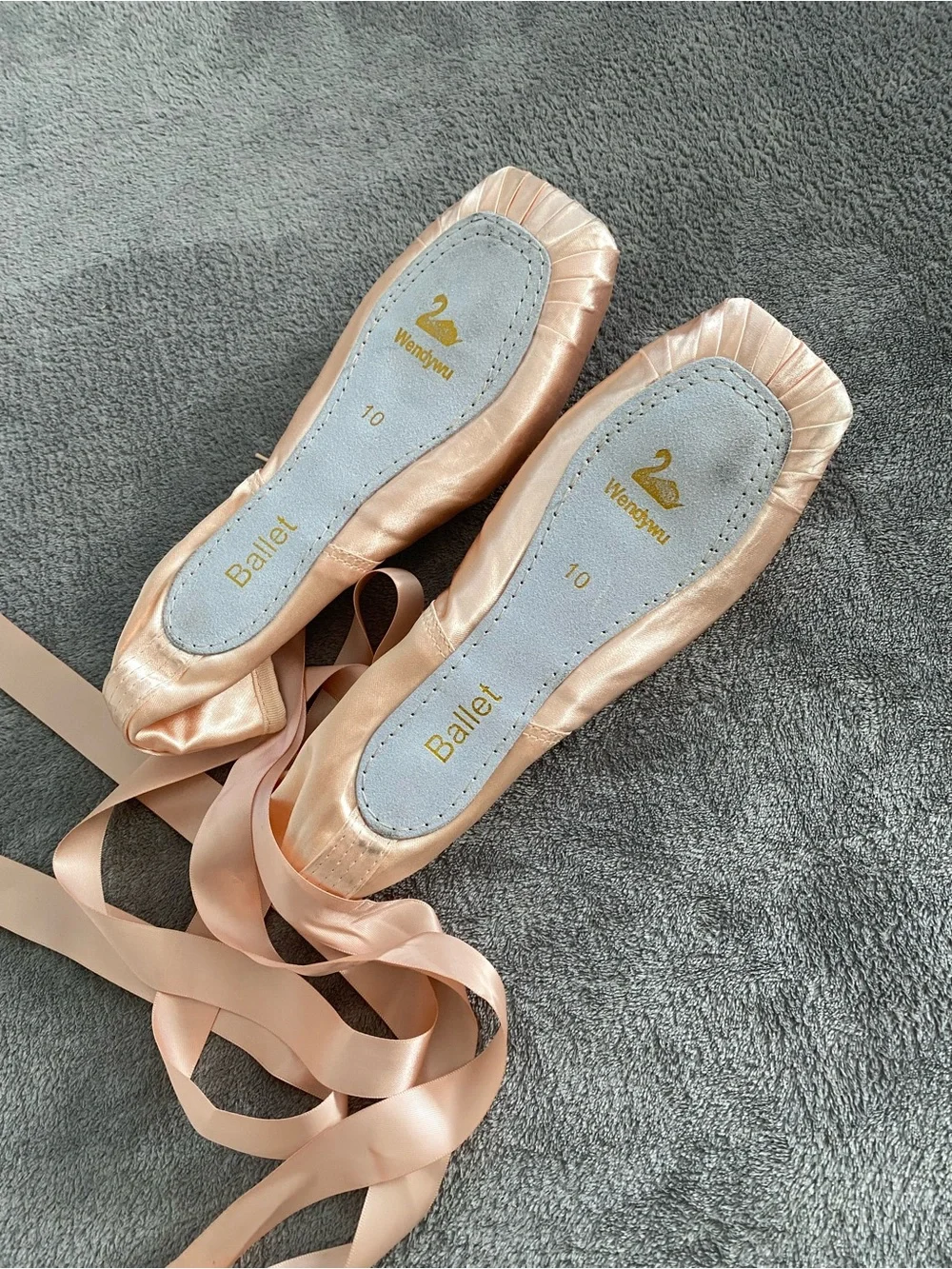 Wendywu Pink Satin Pointe Ballet Shoes Size 10 - Picture 8 of 16